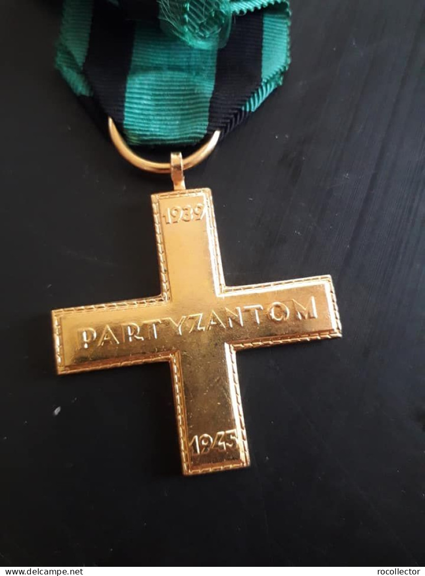Krzyż Partyzancki - Medal + Miniature - Andere & Zonder Classificatie