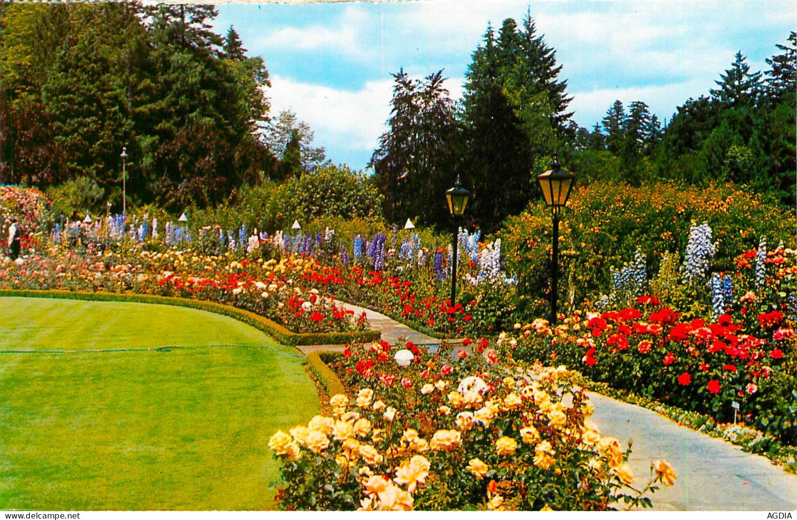 THE BUTCHART GARDENS,VICTORIA ,B.C. - CANADA - LOT DE 14 CARTES POSTALES - FLEURS -