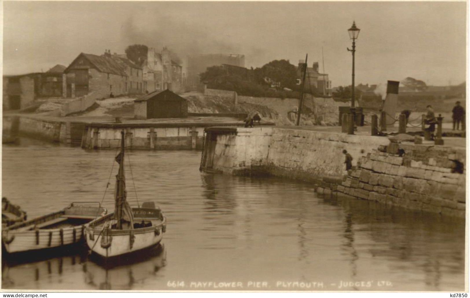 Plymouth - Mayflower Pier - Plymouth