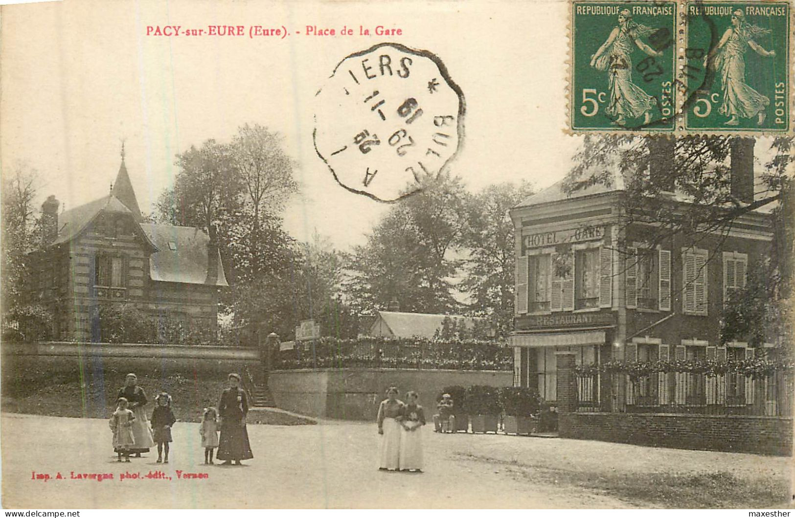 PACY Sur EURE Place De La Gare - Pacy-sur-Eure