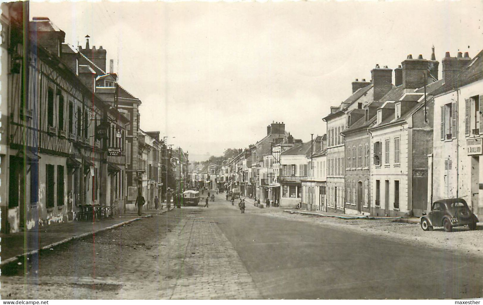 PACY Sur EURE La Grande Rue - SM -  ( Voiture ) - Pacy-sur-Eure