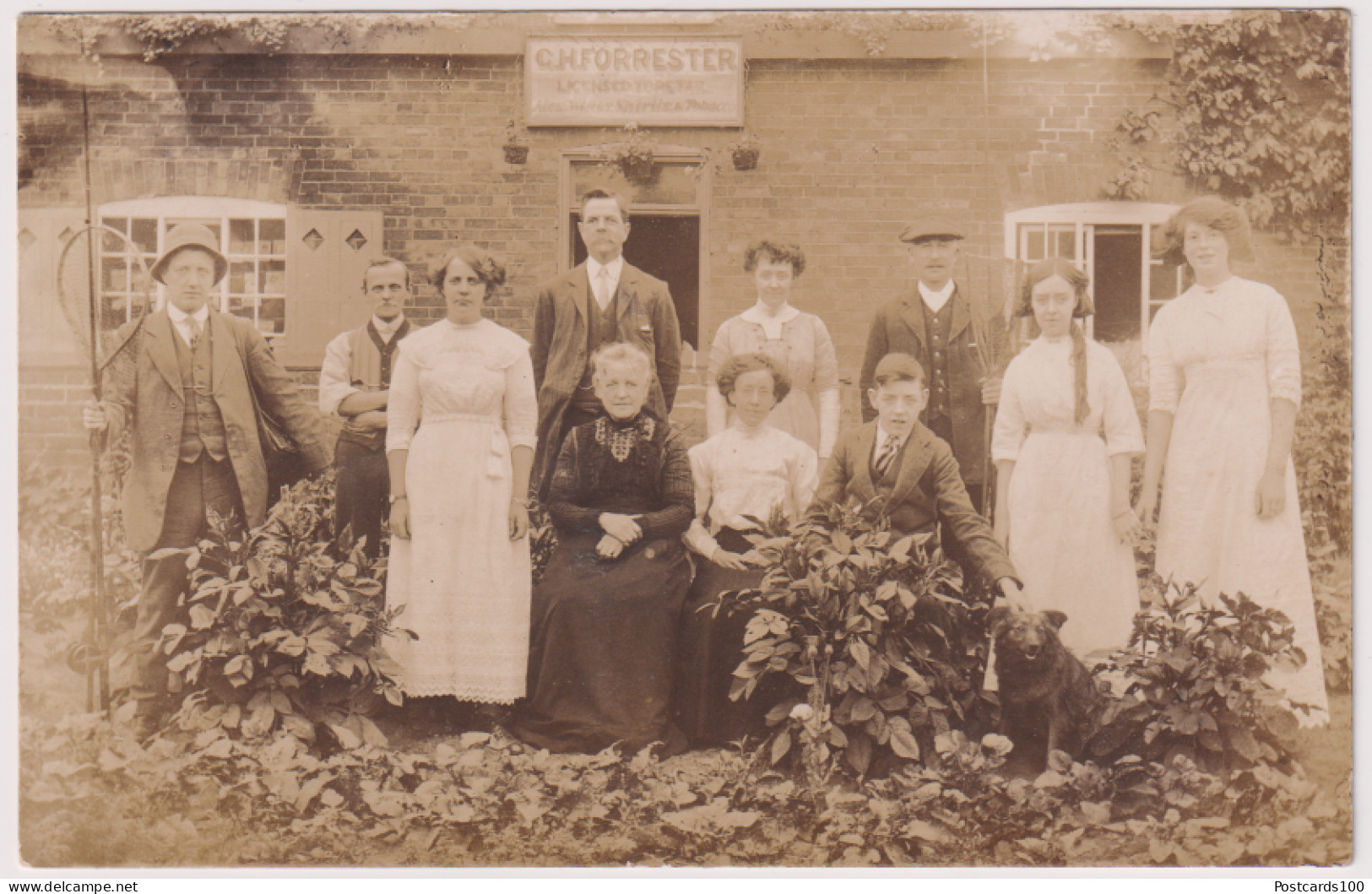 Lincs - NEWTON ON TRENT, Group Outside The White Hart Public House, Real Photo - Other & Unclassified