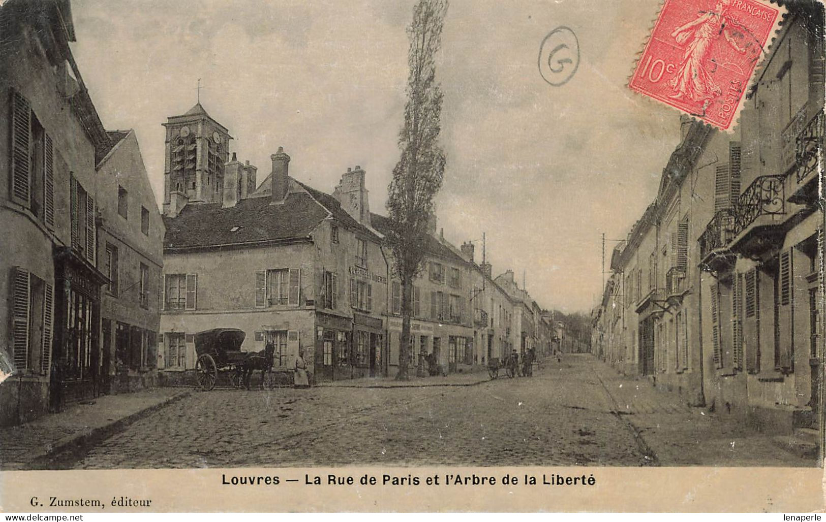 D5036 Louvres La Rue De Paris Et L'arbre De La Liberté - Louvres