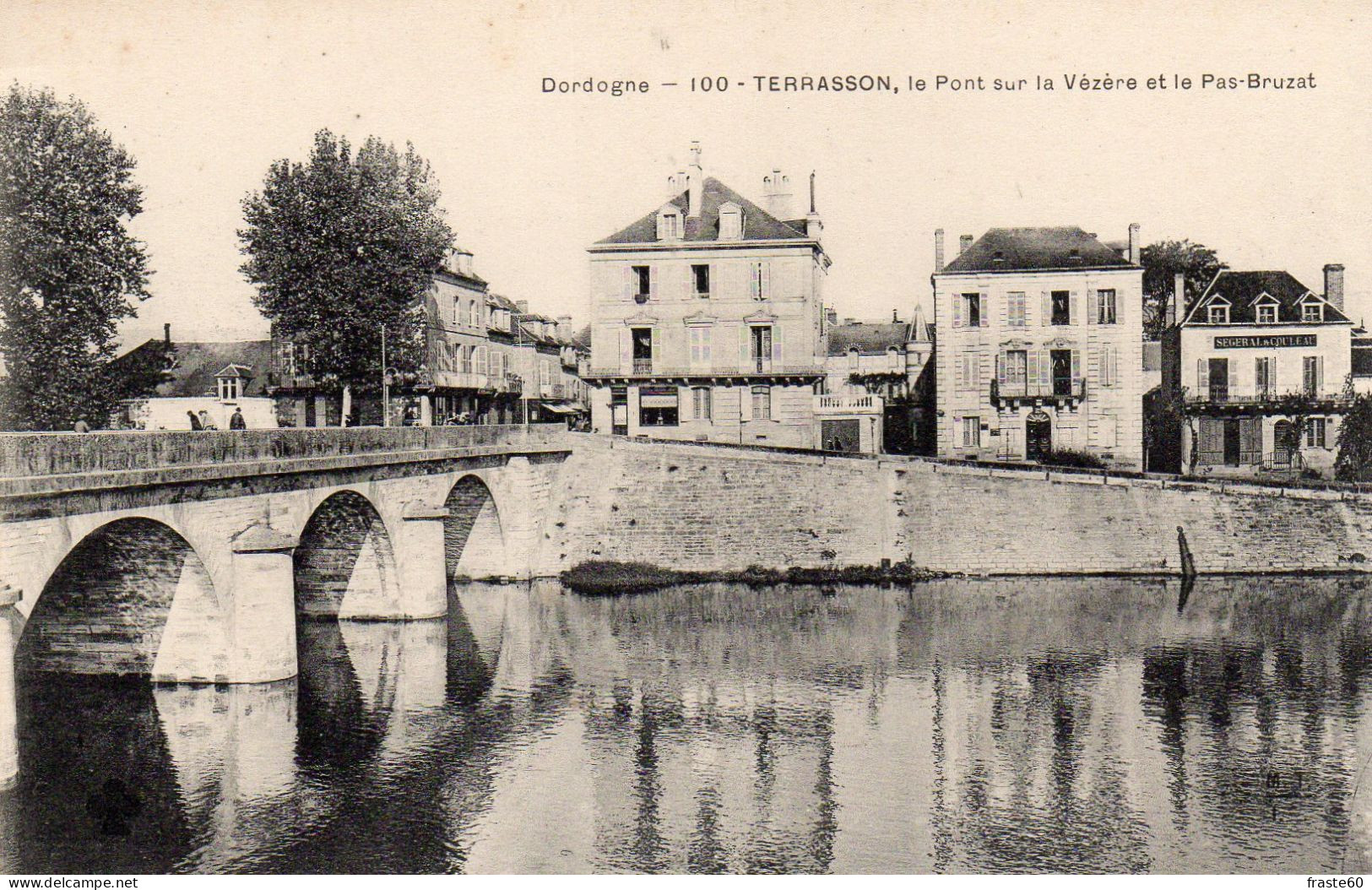 Terrasson - Le Pont Sur La Vézère Et Le Pas Bruzat - Terrasson-la-Villedieu