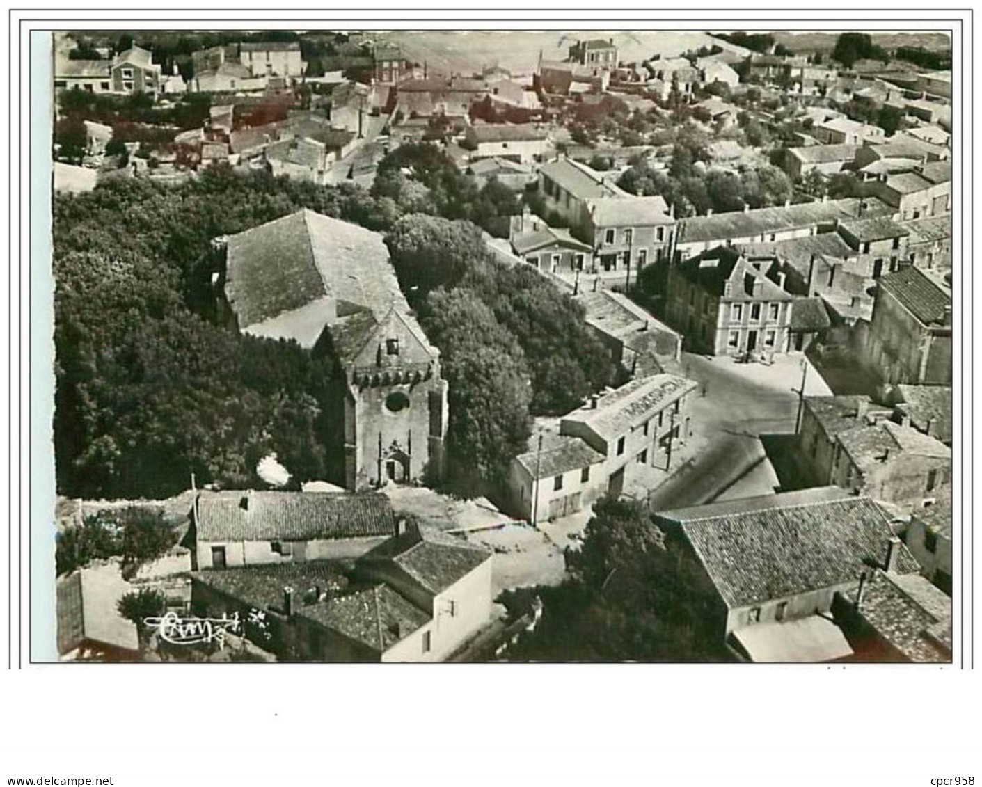 17.ANGOULINS.VUE AERIENNE.L'EGLISE ET LA PLACE DE LA REPUBLIQUE.CPSM - Angoulins