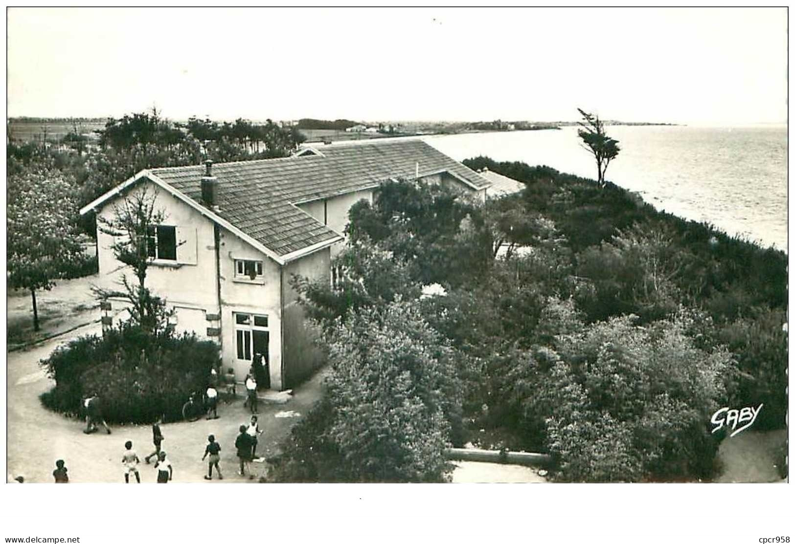 17 .n°39647 . Angoulins Sur Mer.colonie De La Sapiniere.cpsm 14 X 9 Cm . - Angoulins