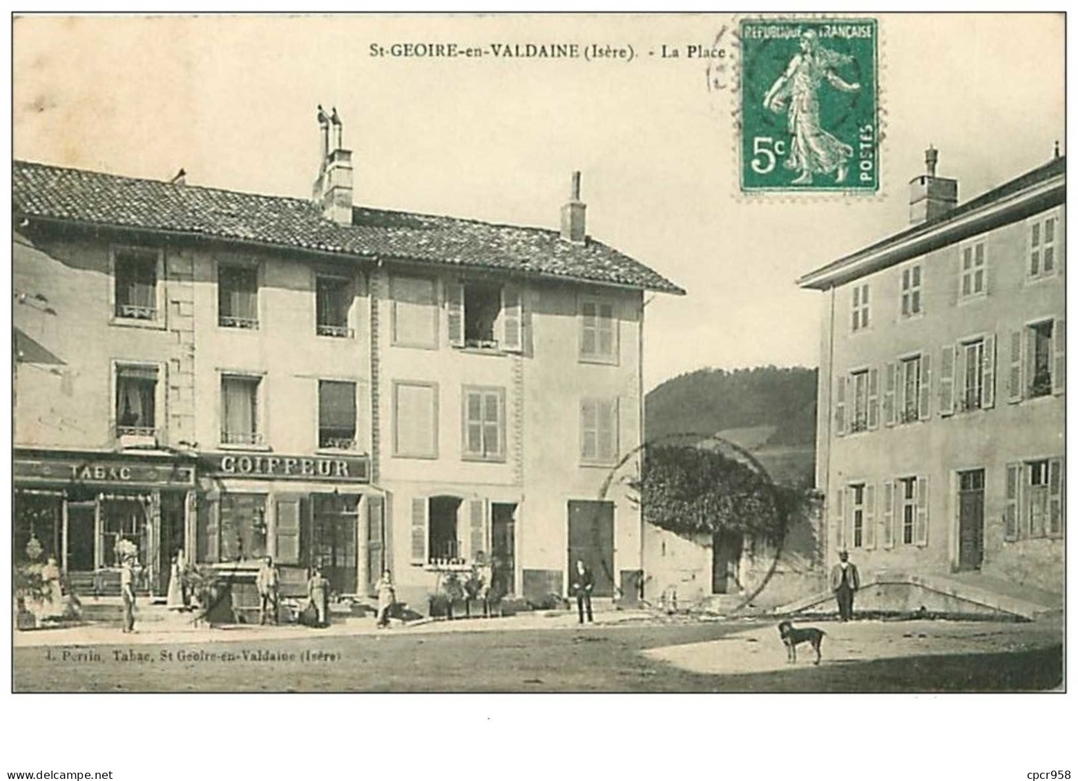 38.SAINT-GEOIRE-EN-VALDAINE.n°44.LA PLACE.COIFFEUR.TABAC - Saint-Geoire-en-Valdaine