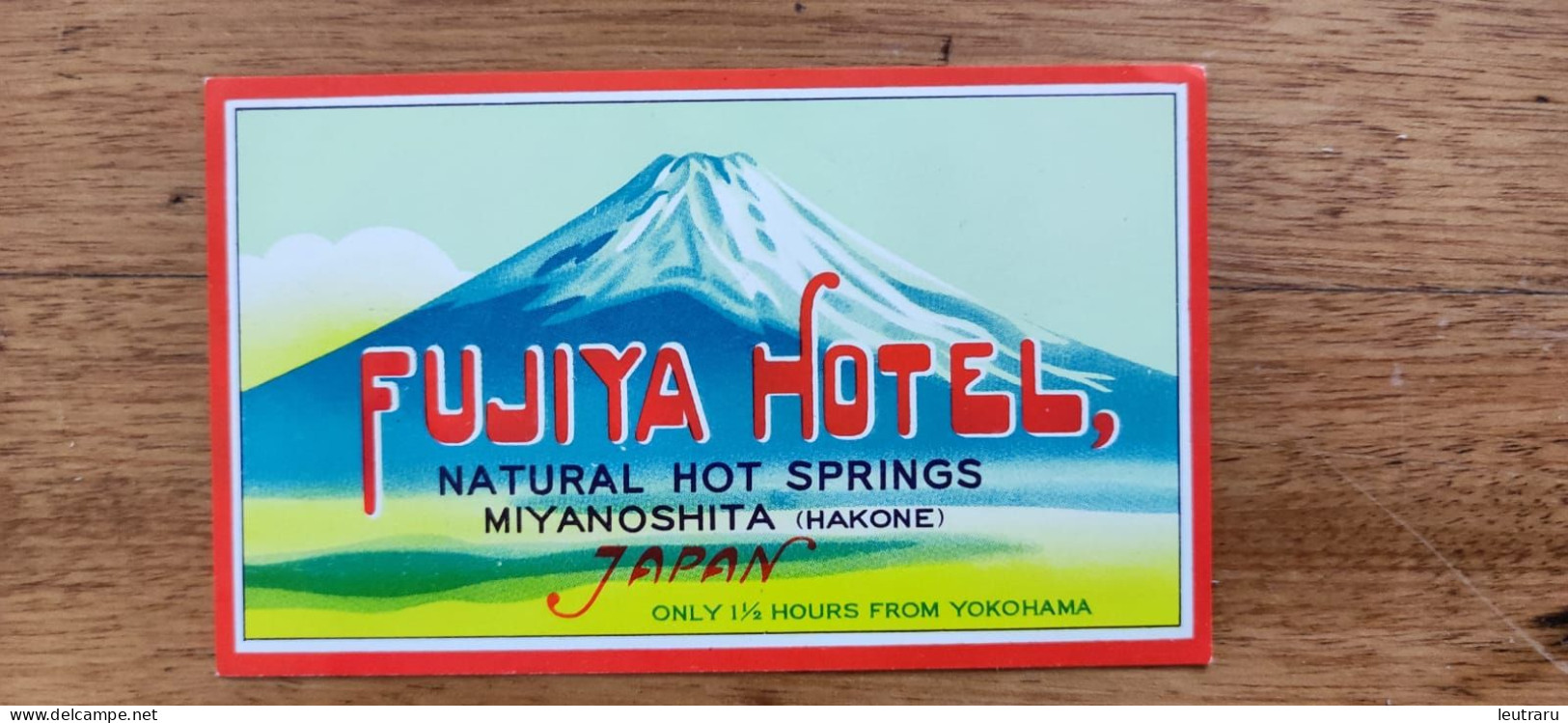 Japan Miyanoshita Fujiya Hotel Label Etiquette Valise - Etiquetas De Hotel