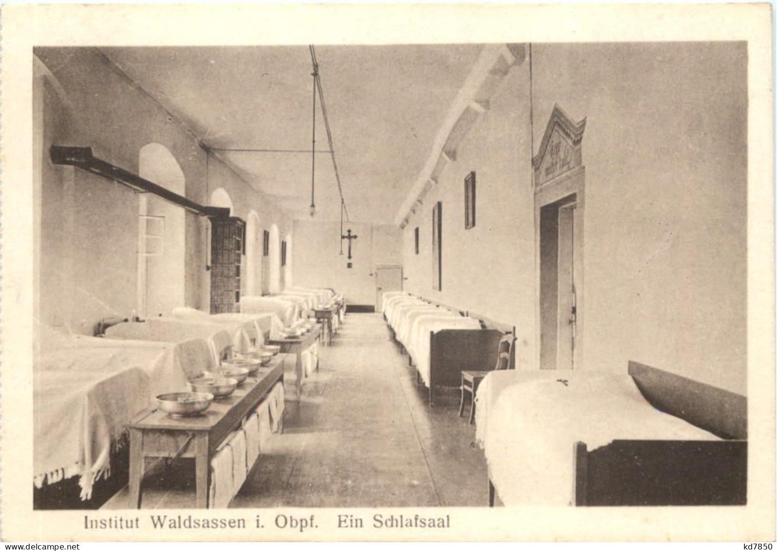 Institut Waldsassen - Ein Schlafsaal - Tirschenreuth