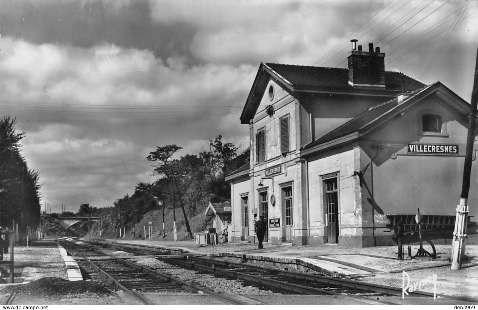 VILLECRESNES (Val-de-Marne) - La Gare - Voie Ferrée - Voyagé 1951 (2 Scans) Dufresne, 111 Avenue De Neuilly-sur-Seine - Villecresnes