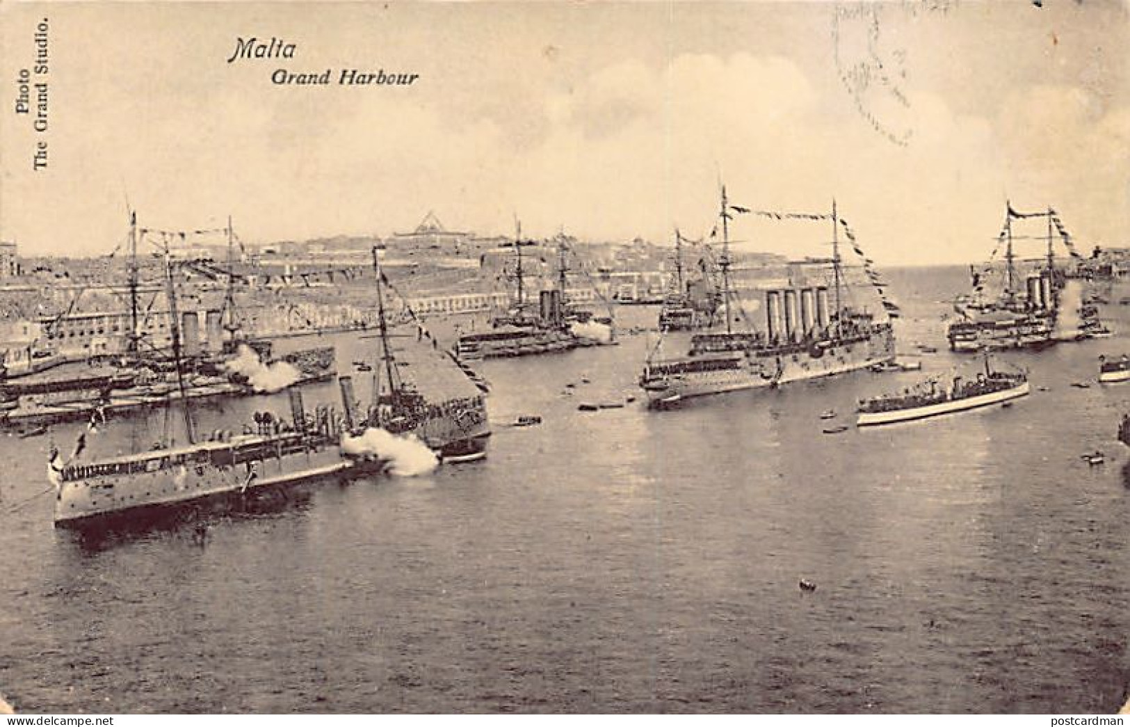 Malta - VALETTA - Grand Harbour - British War Fleet - Publ. The Grand Studio  - Malta