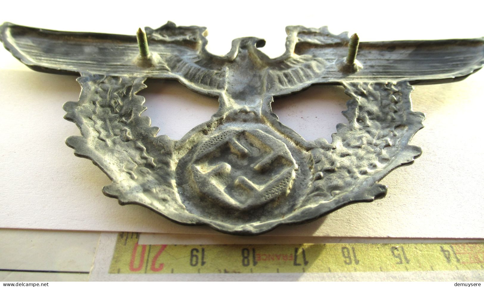 0404 08 - LADE D - WW2 Duitse Politie Shako Helm Badge - Insigne De Casque Shako De La Police Allemande - 1939-45