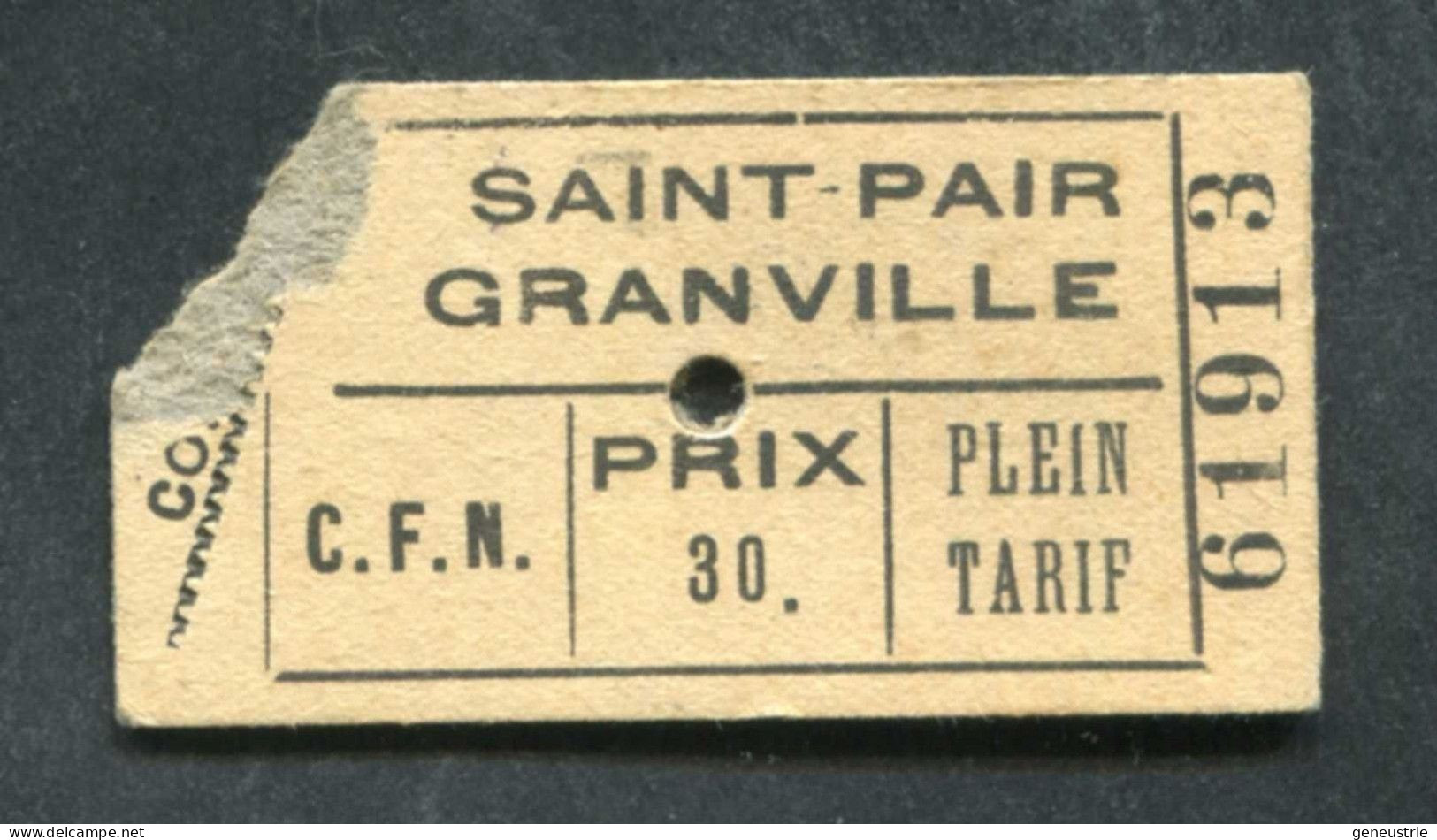 Ticket De Bus 1952 "CFN (ex-CFM) Chemins De Fer Normands - Saint Pair -> Granville" - Europa