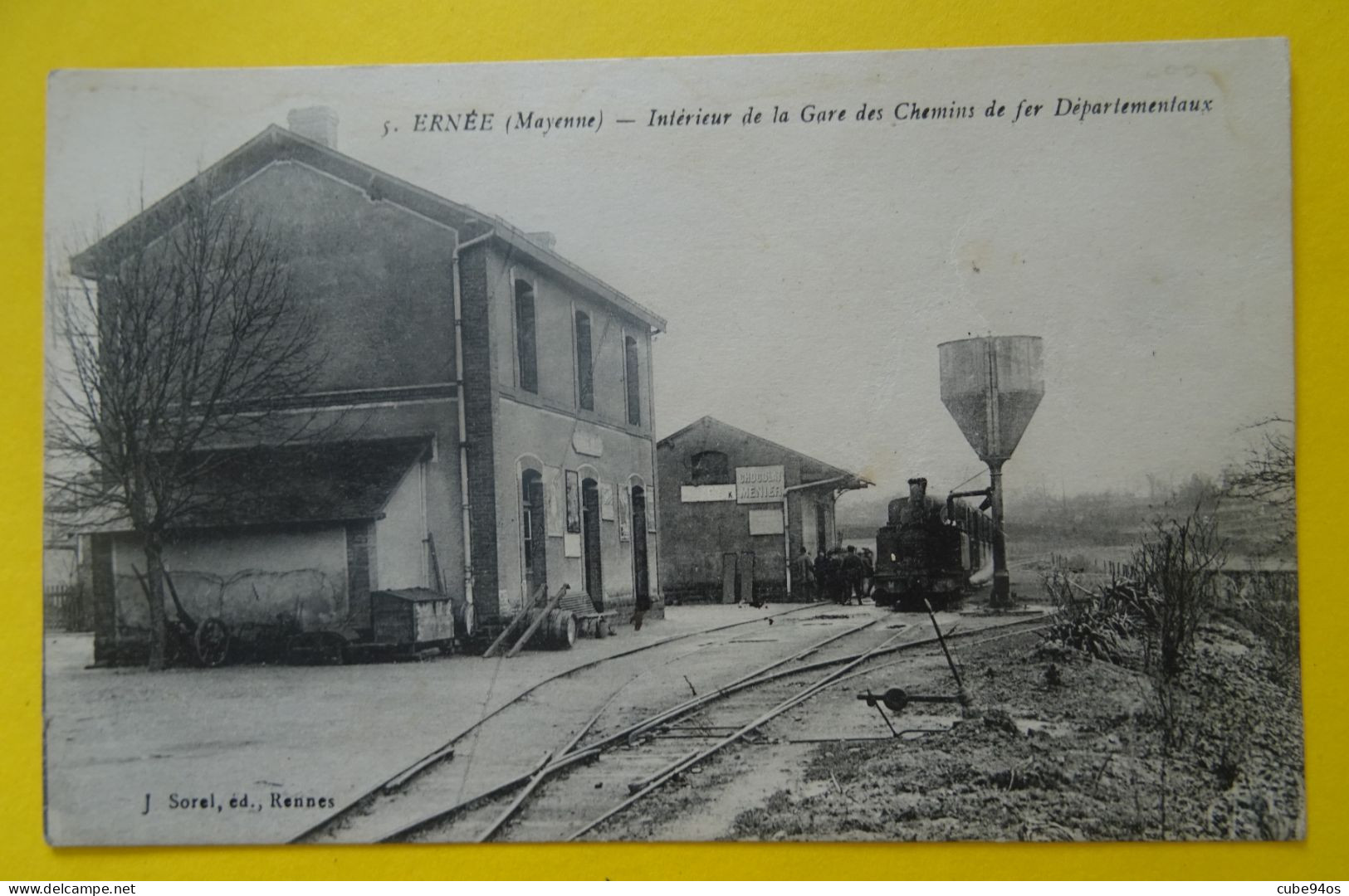 CPA ERNEE----INTERIEUR DE LA GARE DES CHEMINS DE FER DEPARTEMENTAUX. - Ernee