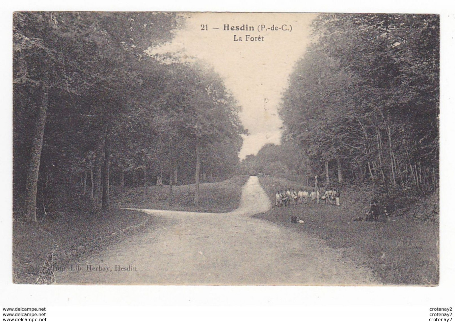 62 HESDIN En 1920 N°21 La Forêt Fanfare Militaire Tambours Chiens Lib Herbay VOIR DOS Et Timbres Taxe - Hesdin