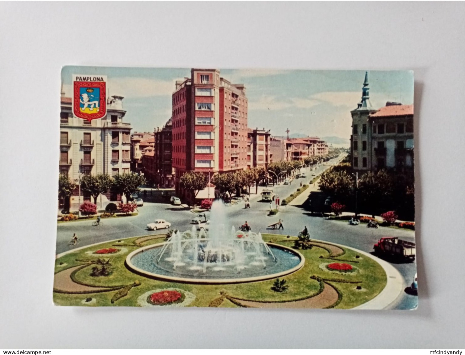 Carte Postale - Espagne ; Pamplona, Avenue Général Franco Et Place Prince De Viana    (2Lpbxg) - Navarra (Pamplona)