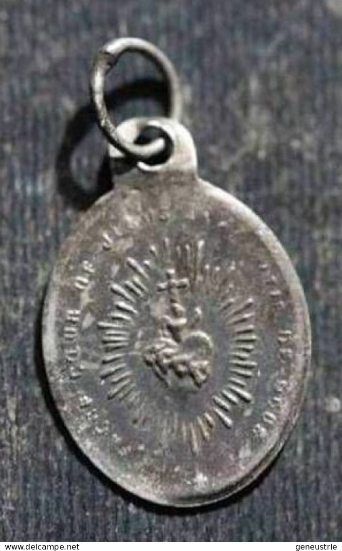 Pendentif Médaille Religieuse Sacré Coeur De Jésus - Paris - 0.5gr Argent - Silber Medaille - Silver Religious Pendant - Religión & Esoterismo