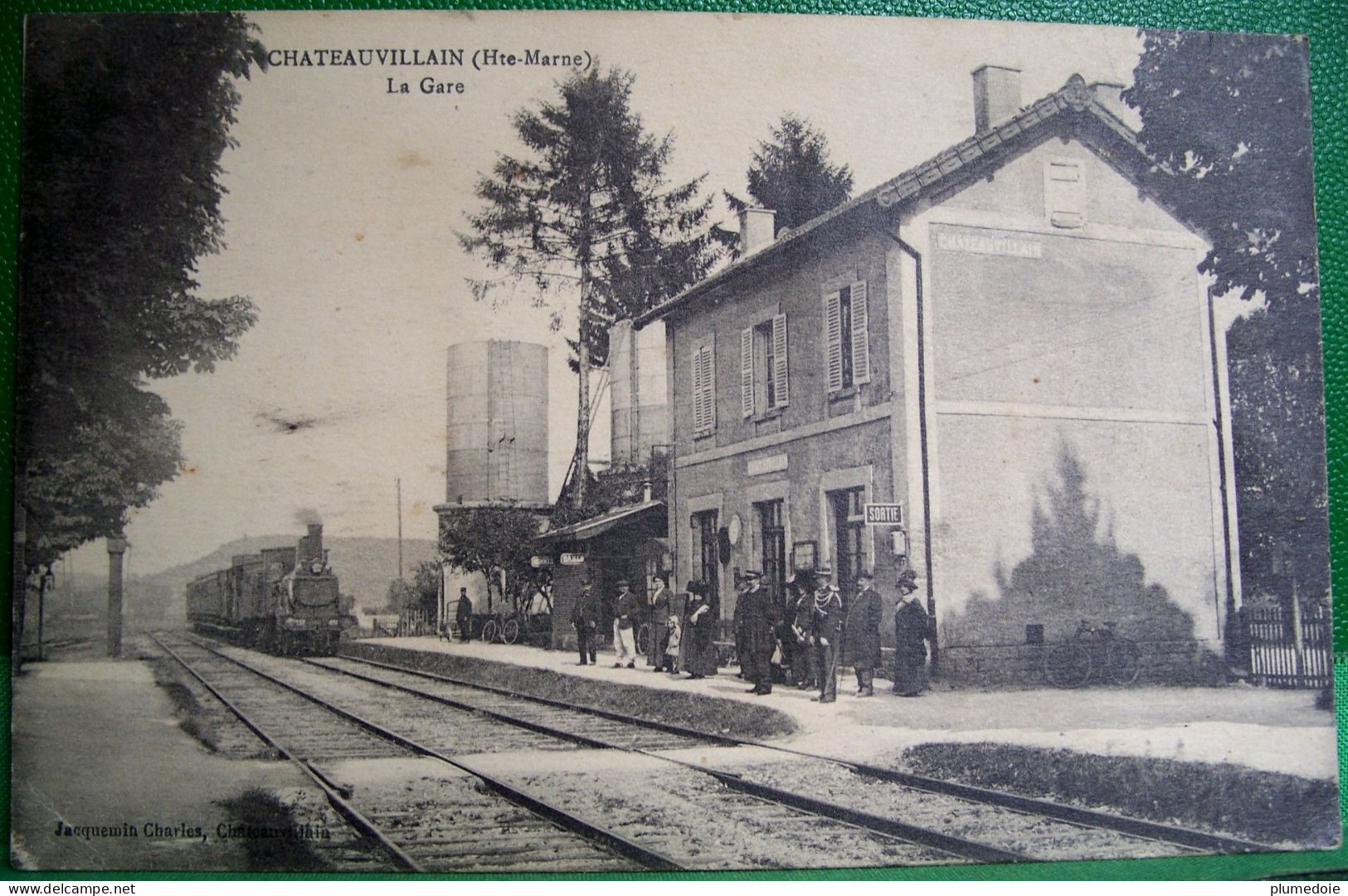 Cpa 52 CHATEAUVILLAIN Animée La GARE , Arrivée D'un TRAIN VAPEUR  , QUAIS RAILS VOYAGEURS 1915 EDITEUR JACQUEMAIN - Chateauvillain