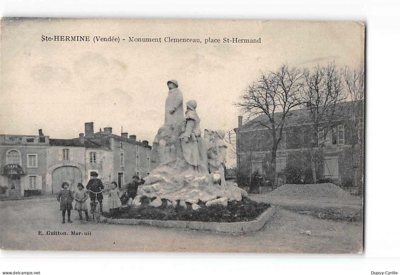 SAINTE HERMINE - Monument Clemenceau - Place Saint Hermand - Très Bon état - Sainte Hermine