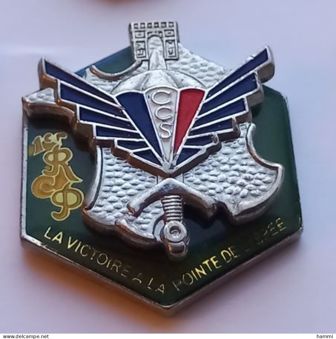 M66 Pin's Armée Militaire 1er RCP CCS Paris Arc De Triomphe En 3D La Victoire Au Bout De L'épée Achat Immédiat - Army