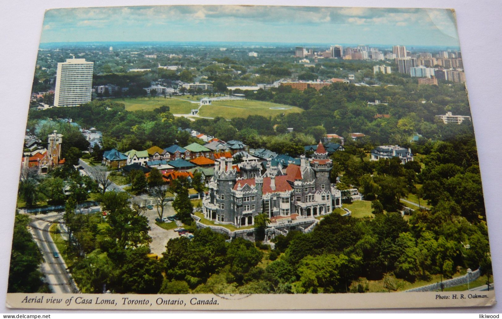 Aerial View Of Casa Loma, Toronto, Ontario - Toronto