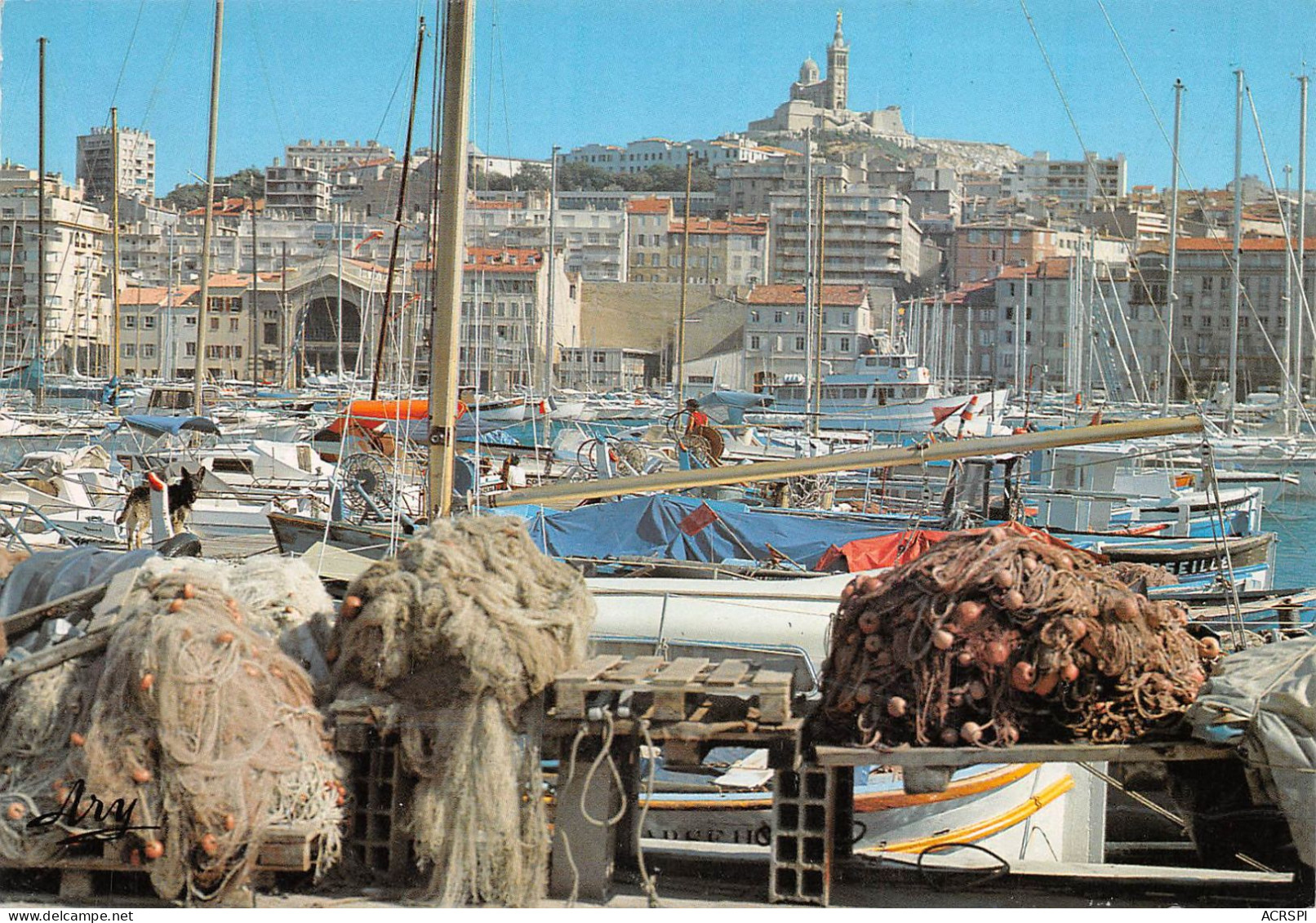 13 MARSEILLE   Le Vieux Port  Et Théatre De La Criée    (Scan R/V) N°   18   \OA1035 - Vieux Port, Saint Victor, Le Panier