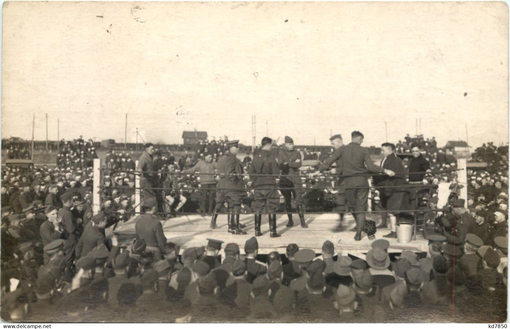 Boxkampf Mit Soldaten - Boxe