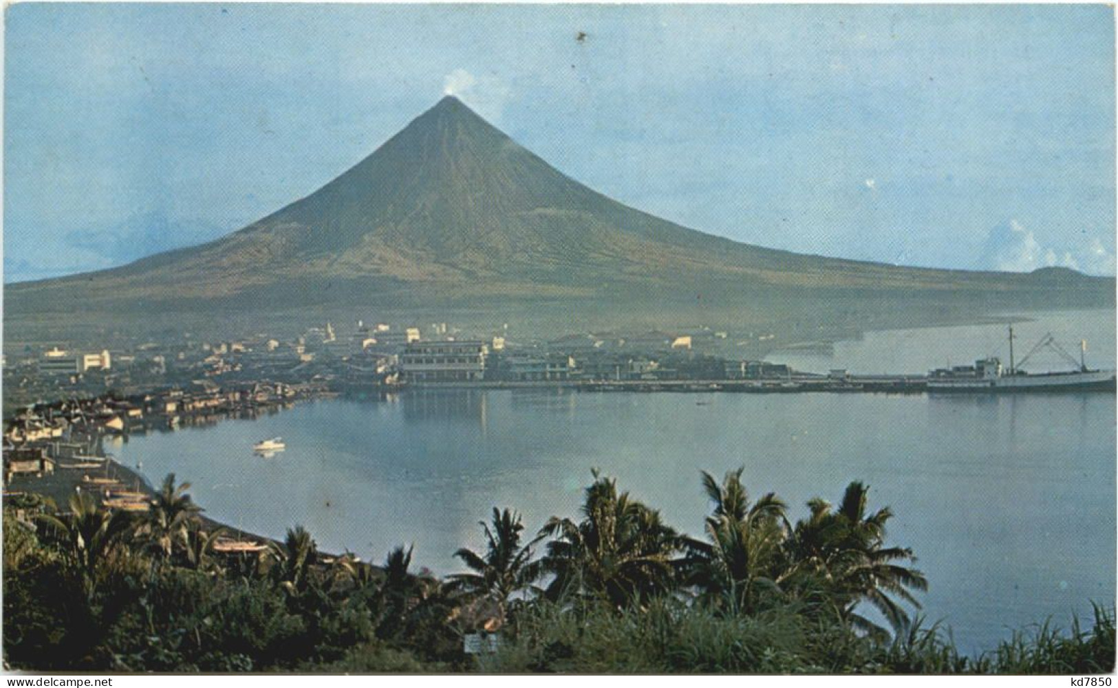 Legaspi City Port - Philippines - Philippinen