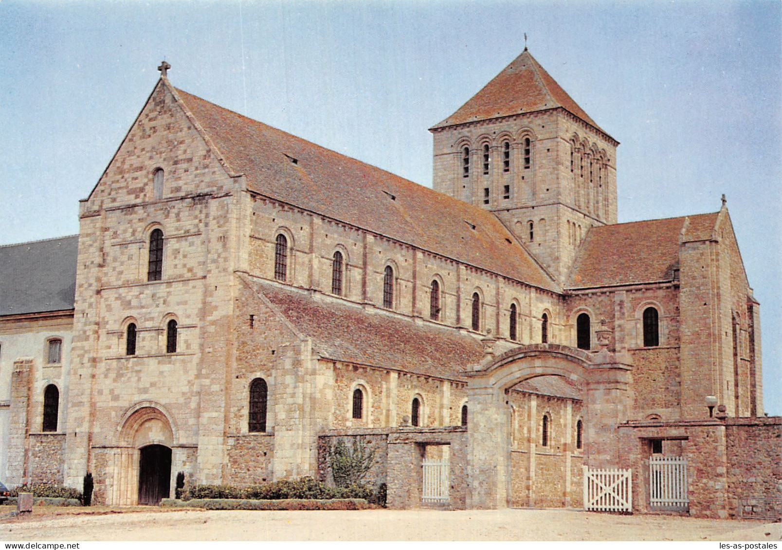 53 LASSAY L EGLISE - Lassay Les Chateaux