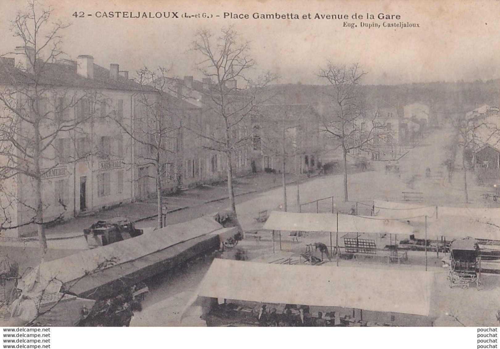 L16-47) CASTELJALOUX (LOT ET GARONNE)  PLACE GAMBETTA ET AVENUE DE LA GARE - EN 1905 - ( 2 SCANS ) - Casteljaloux