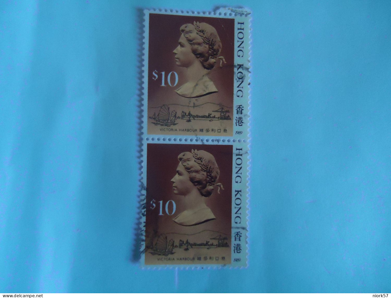 HONG  KONG  USED  STAMPS    PAIR  QUEEN 1987 $ -10- - Andere & Zonder Classificatie