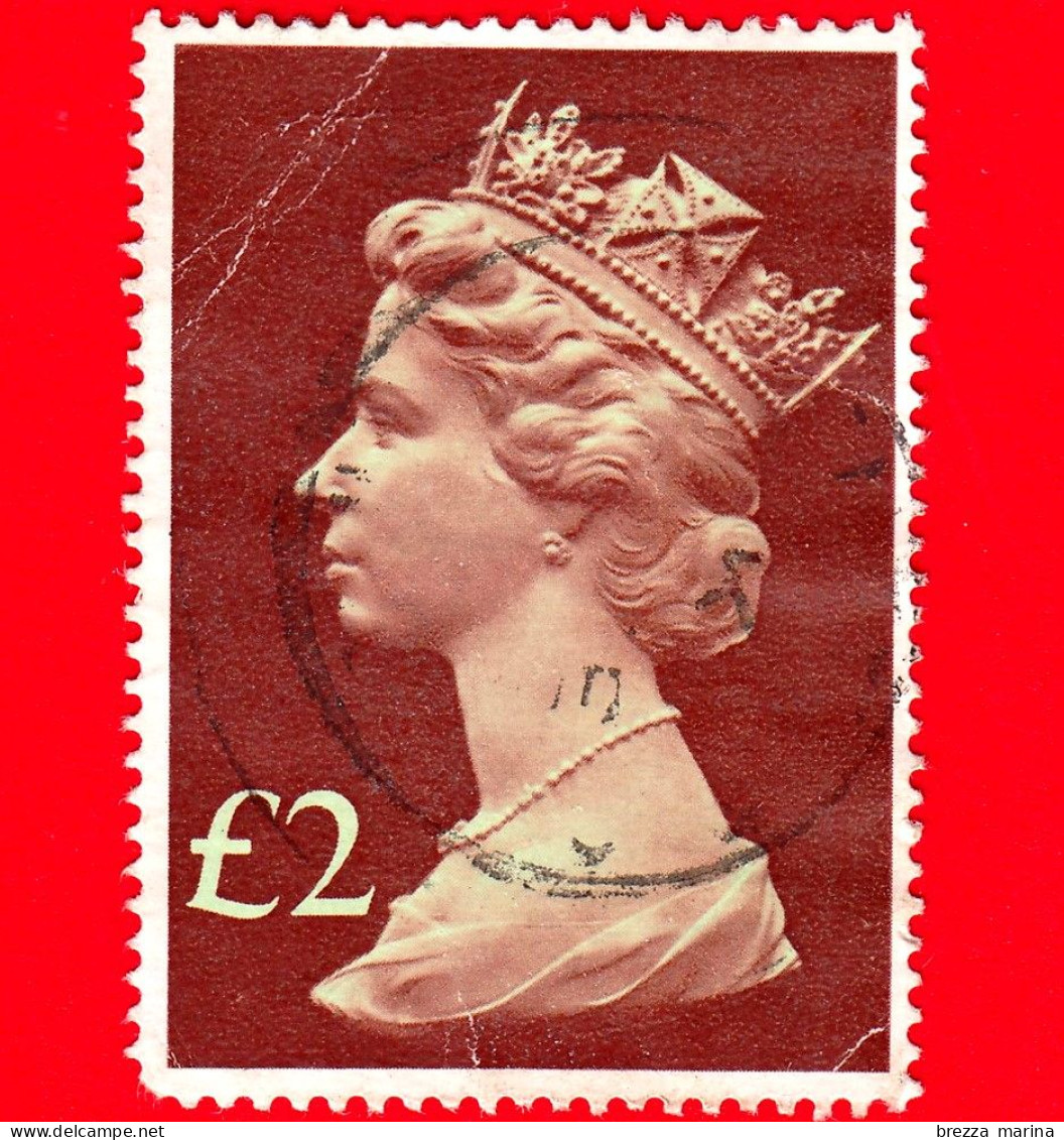 GB  UK GRAN BRETAGNA - Usato - 1977 - Regina Elisabetta II-decimale Machin-dentelatura Normale - Large Machin - 2 - Gebruikt