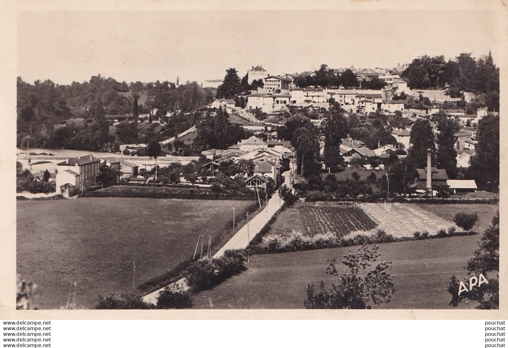 L13-31) MONTREJEAU - HAUTE GARONNE - VUE GENERALE - EN 1954  - ( 2 SCANS ) - Montréjeau