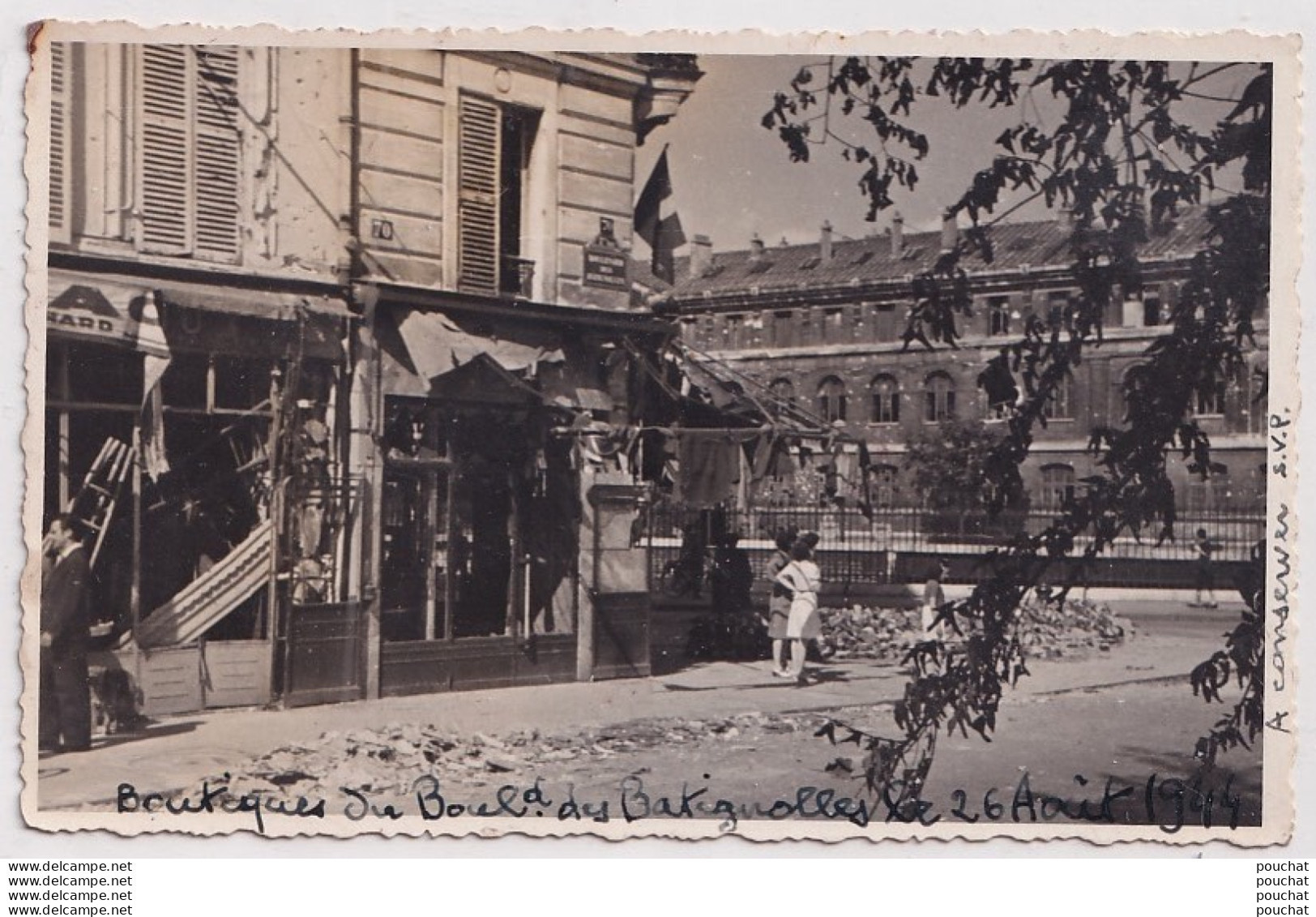 75) PARIS (XVII°) LIBERATION 26 AOUT 1944 - BOUTIQUES - BOULEVARD DES BATIGNOLLES  - WW2 - ( 2 SCANS ) - Arrondissement: 17