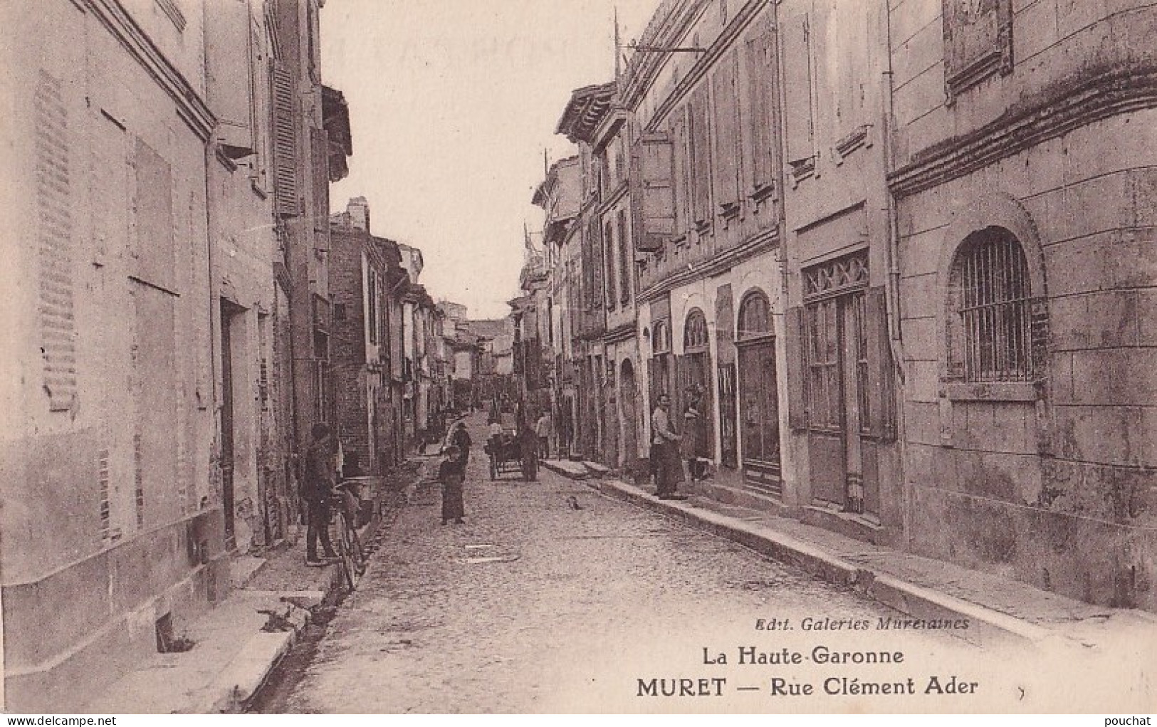 A2-31) MURET - RUE CLEMENT ADER  - ANIMEE - HABITANTS  -  ( 2 SCANS ) - Muret