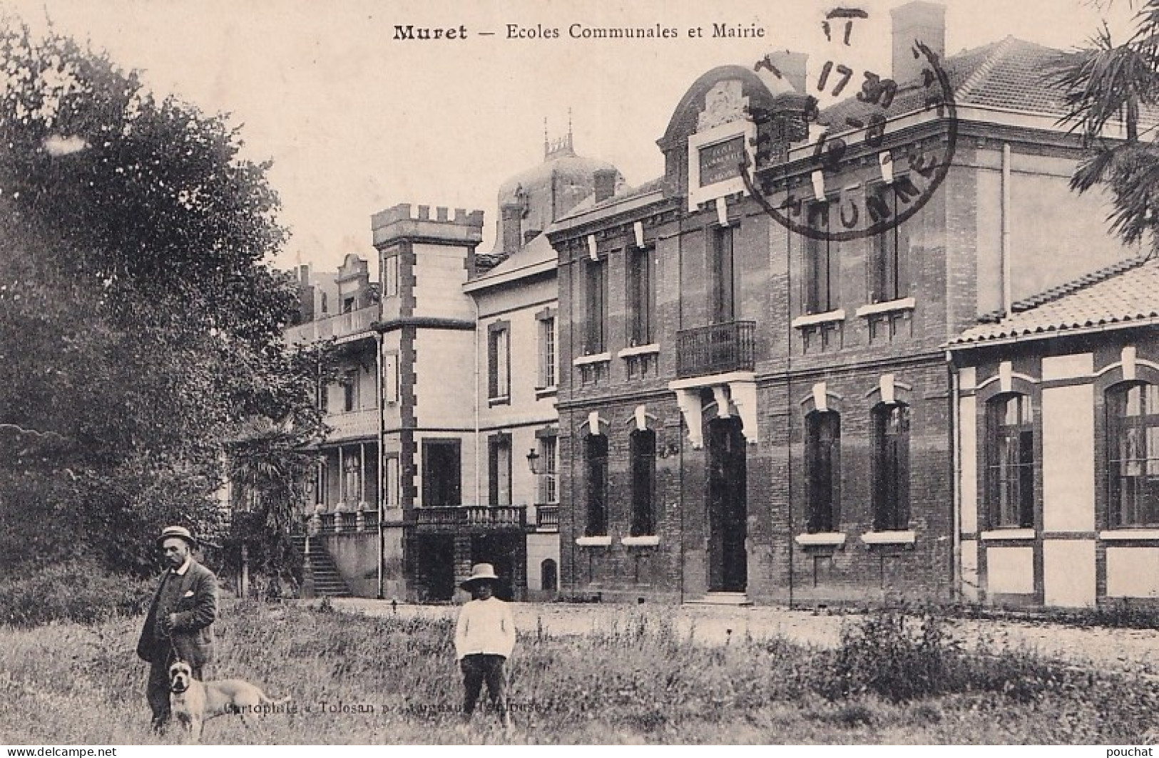 A21-31) MURET - HAUTE GARONNE - ECOLES COMMUNALES ET MAIRIE - ANIMEE - HABITANTS - EN  1912 - ( 2 SCANS ) - Muret