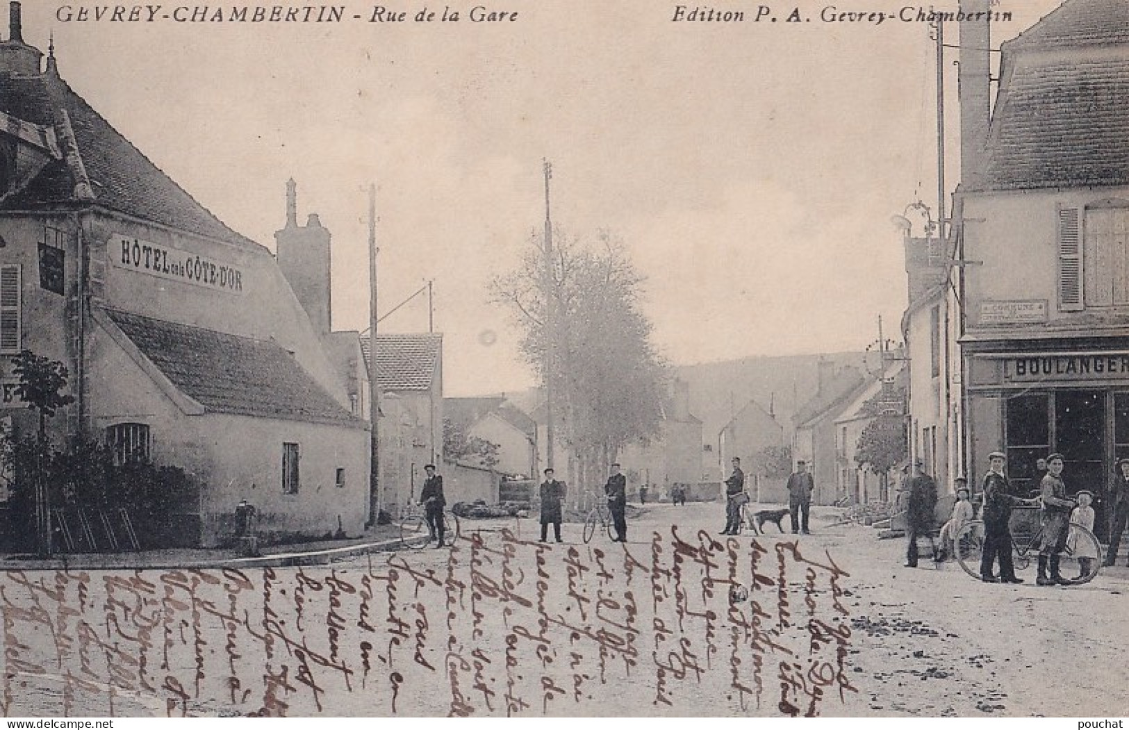 A10-21) GEVREY - CHAMBERTIN - RUE DE LA GARE -  HOTEL DE LA COTE D OR - BOULANGERIE  - ANIMEE - ( 2 SCANS ) - Gevrey Chambertin