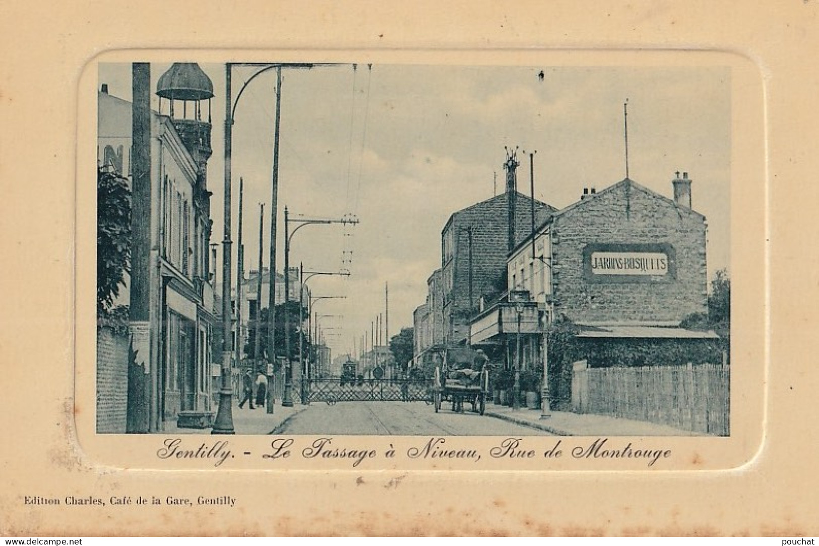 A22-94) GENTILLY - LE PASSAGE A NIVEAU - RUE  DE  MONTROUGE - ( 2 SCANS ) - Gentilly