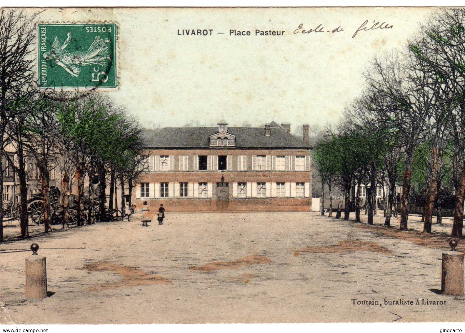 Livarot Place Pasteur - Livarot