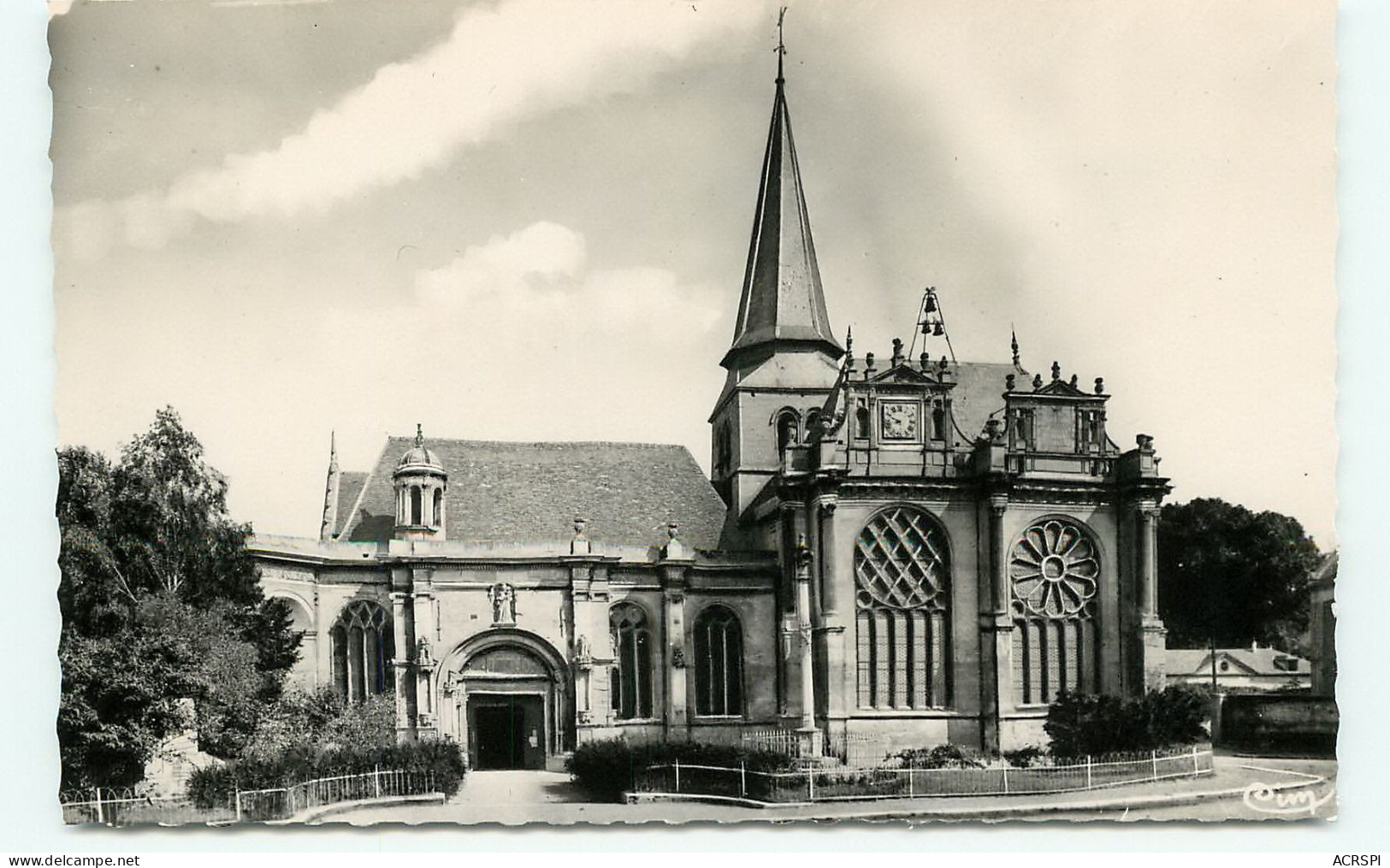 Magny En Vexin, L'Eglise (scan Recto-verso) KEVREN0126 - Magny En Vexin