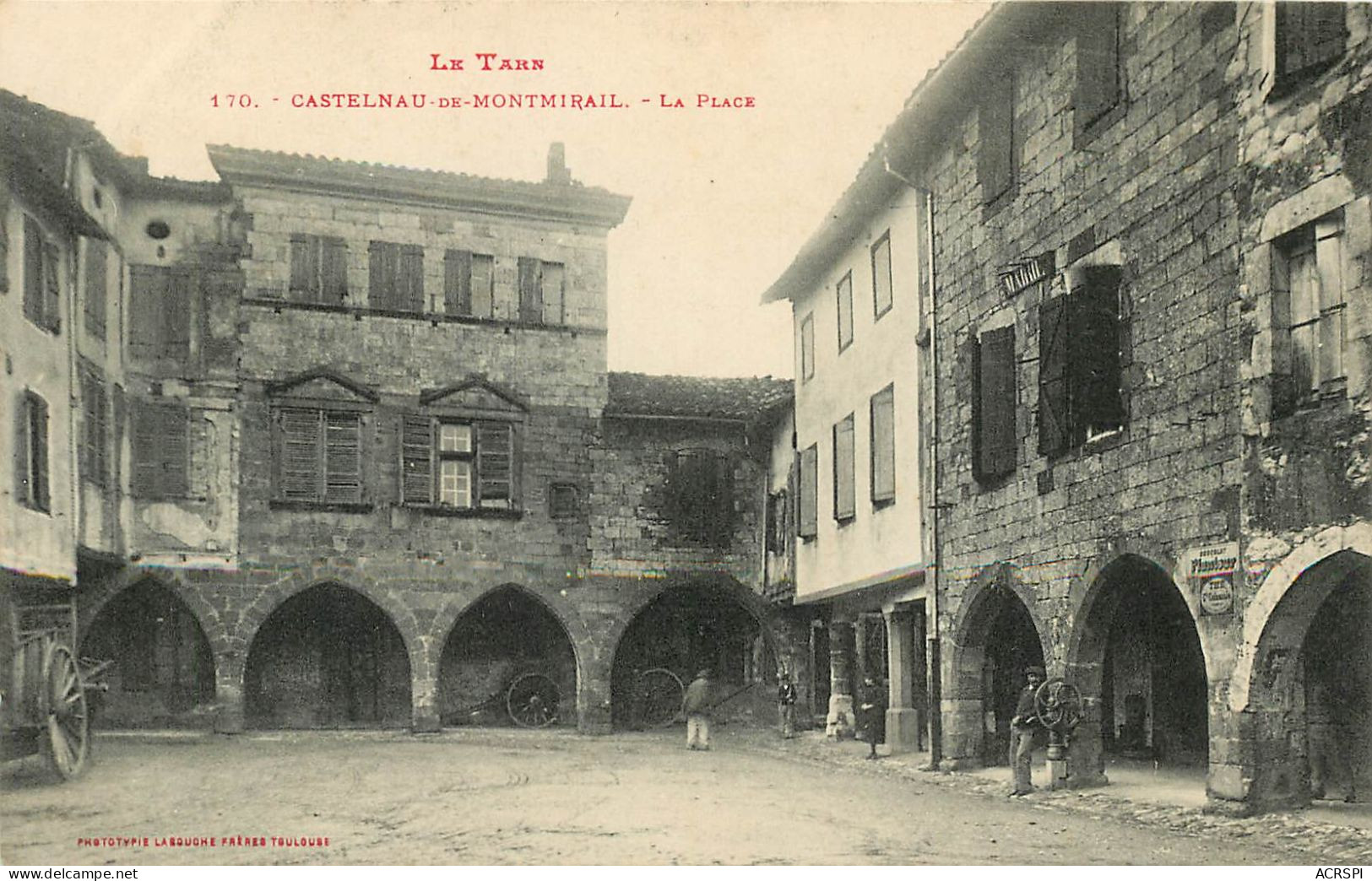 Castelnau De Montmirail, La Place (scan Recto-verso) KEVREN0151 - Castelnau De Montmirail