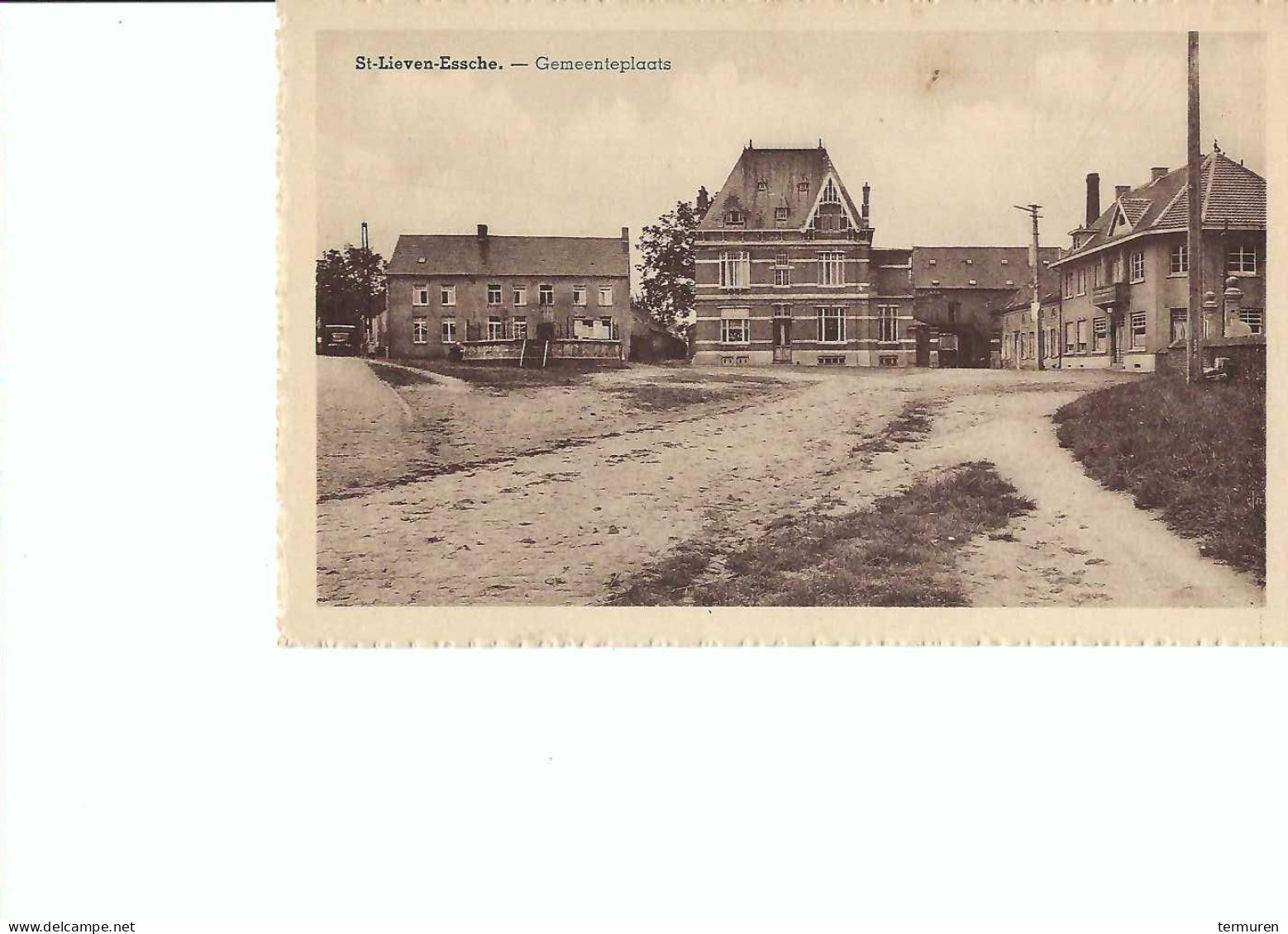 Sint-Lievens-Esse : Gemeenteplaats Met Brouwerij Van Den Bossche -uitgave :Huis Van Steenberghe - Herzele