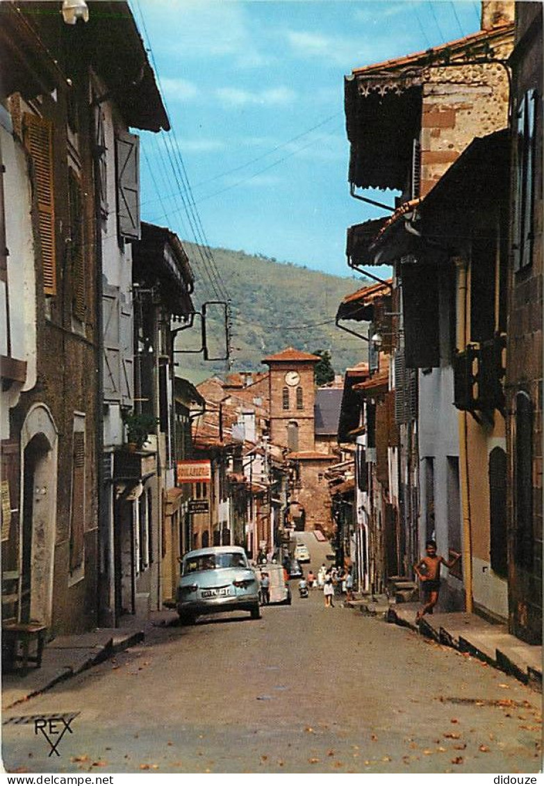 Automobiles - Saint Jean Pied De Port - La Rue D' Espagne Et L'Eglise - CPM - Carte Neuve - Voir Scans Recto-Verso - PKW