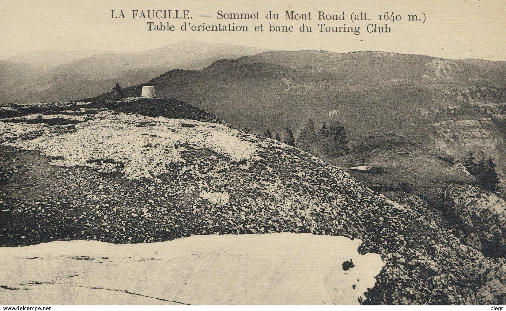 0-39274 01 01 - LA FAUCILLE - SOMMET DU MONT ROND - TABLE D'ORIENTATION ET BANC DU TOURING CLUB - Septmoncel