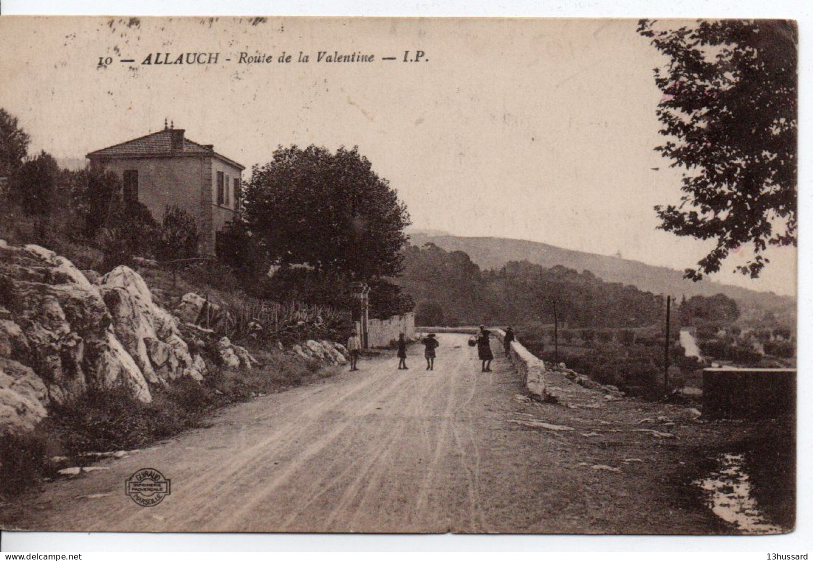 Carte Postale Ancienne Allauch - Route De La Valentine - Allauch