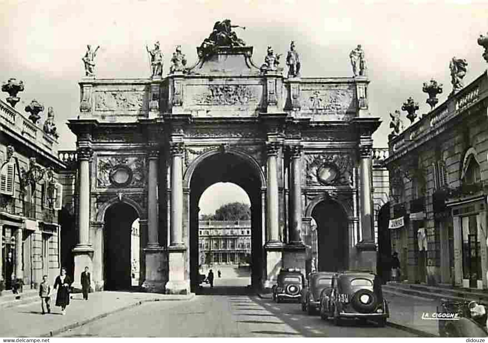 Automobiles - Nancy - L'Arc De Triomphe - CPM - Voir Scans Recto-Verso - PKW