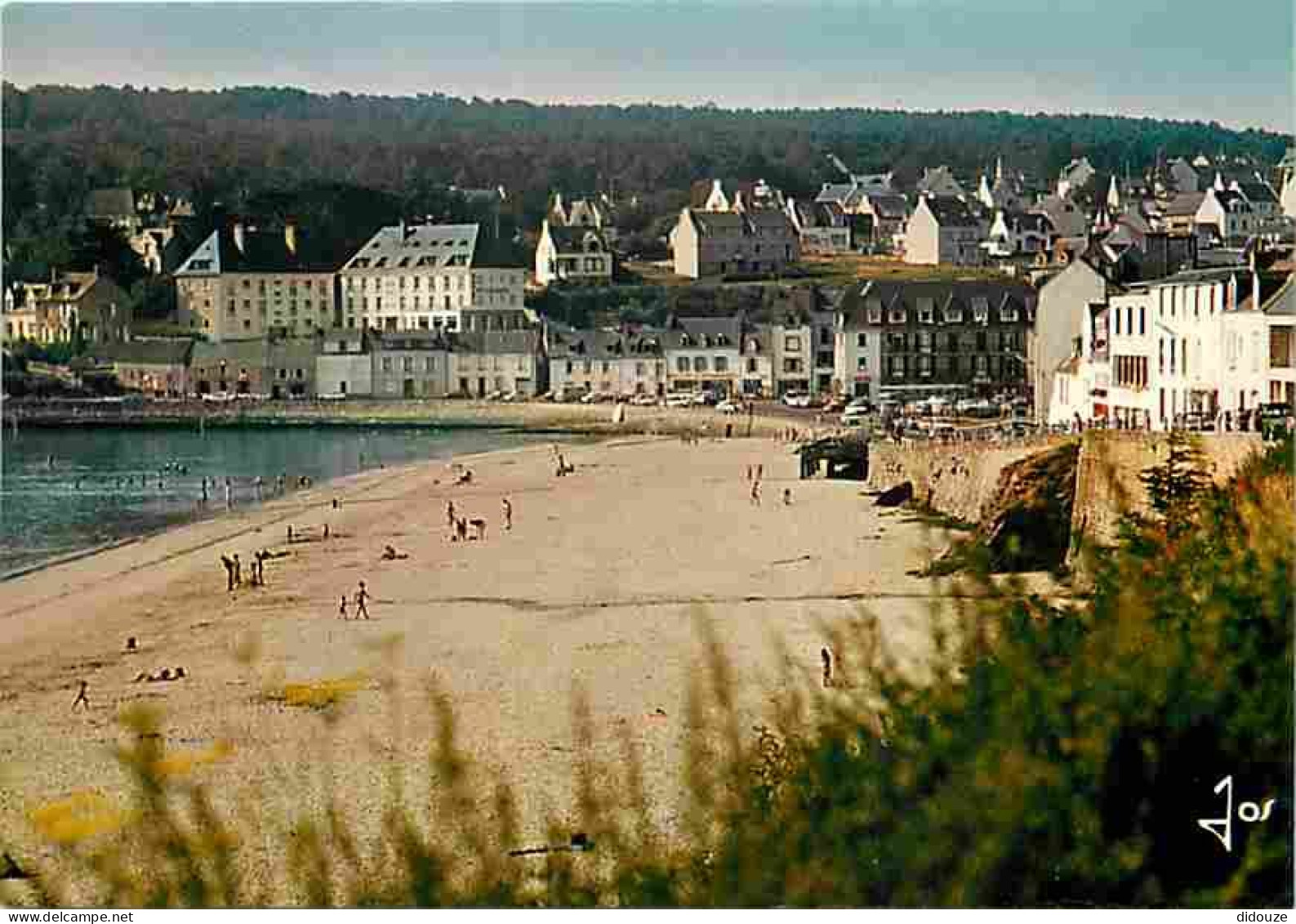 29 - Presqu'ile De Crozon - Morgat - La Plage Et Le Fond Du Port - Voir Scans Recto Verso  - Crozon