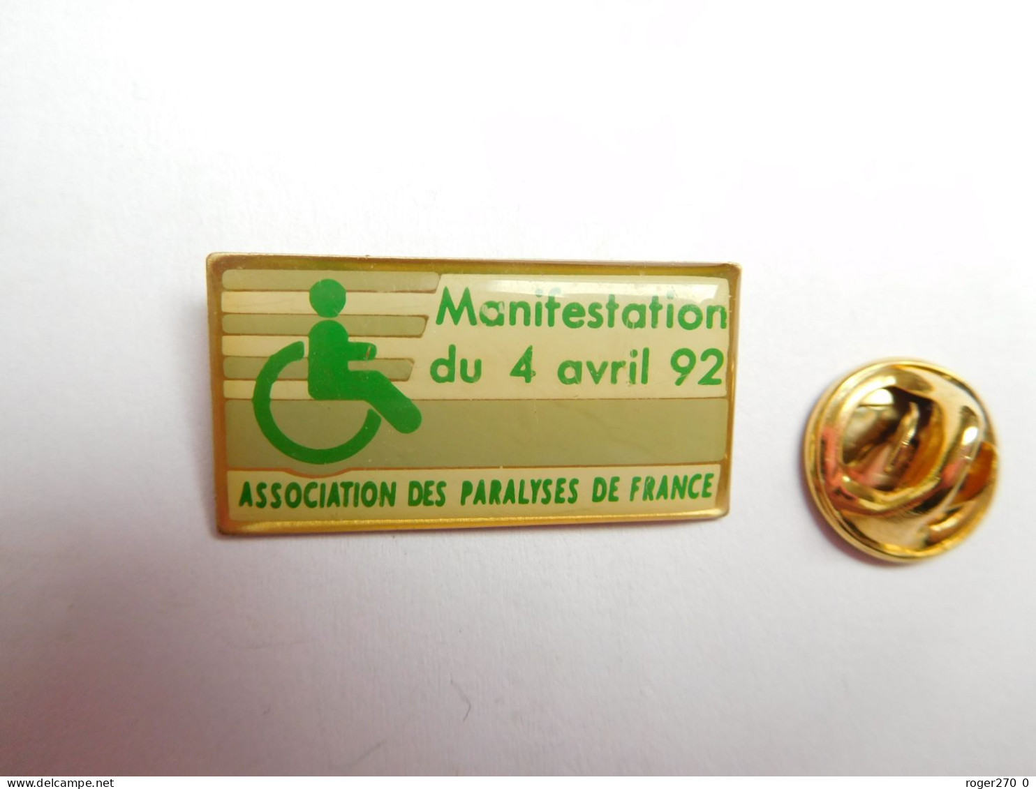 Beau Pin's , Médical , Association Des Paralysés De France , Handicap - Medici