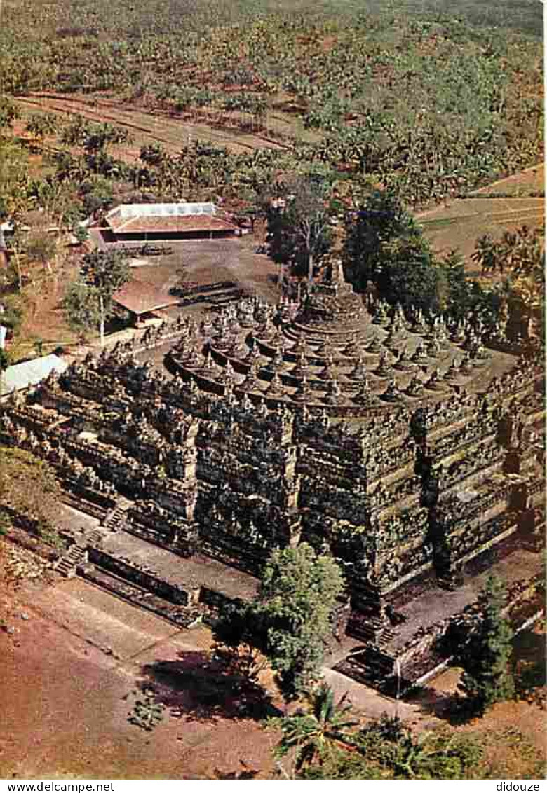 Indonésie - Borobudur The Biggest Buddhist Temple In Central Java - CPM - Voir Scans Recto-Verso - Indonesië