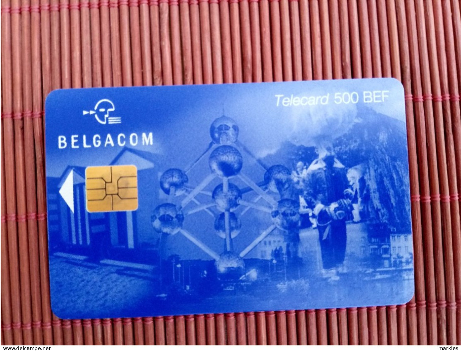 Phonecard Atomium 500 BEF Used HH 30.12.2001Rare - Avec Puce